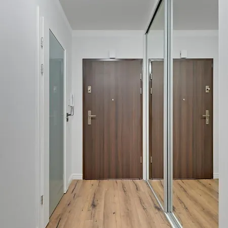 Chmielna Park - Center & Parking By Downtown Apartmanhotel