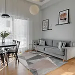 公寓式酒店 Chmielna Park - Center & Parking By Downtown 格但斯克