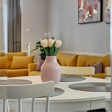 Apartment Chmielna Park - Center & Parking By Downtown