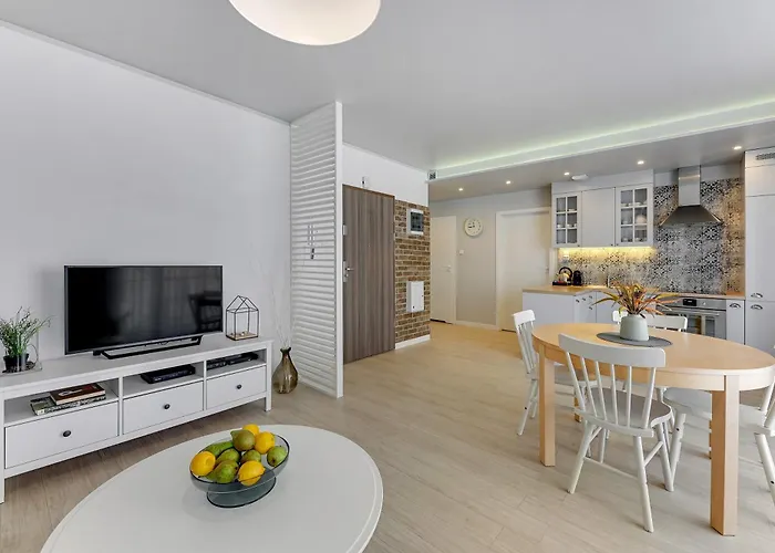 Chmielna Park - Center & Parking By Downtown מלון דירות 4*