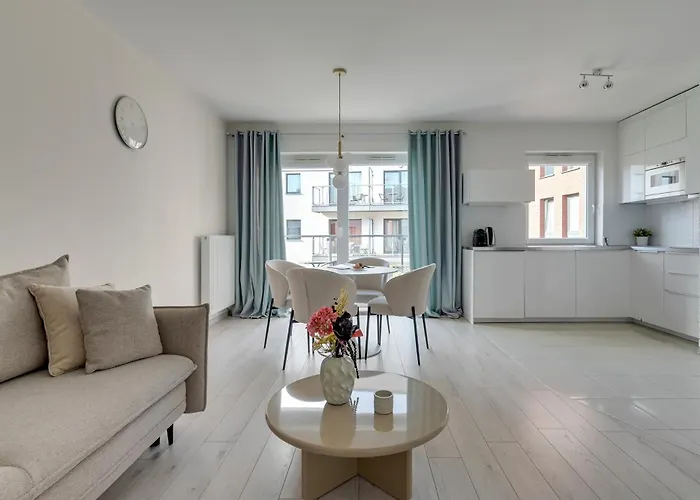 מלון דירות Chmielna Park - Center & Parking By Downtown 4*