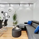 Chmielna Park - Center & Parking By Downtown 4*
